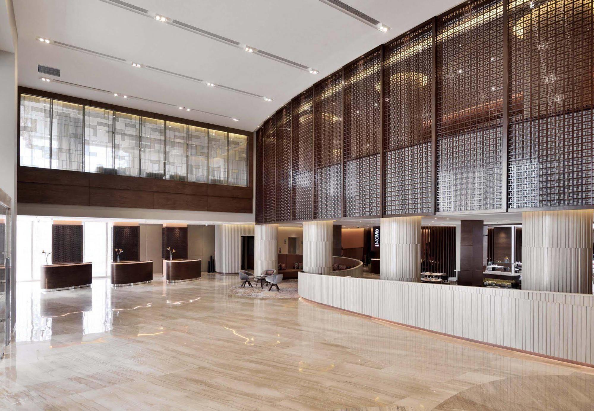 Отель Courtyard By Marriott Raipur Экстерьер фото